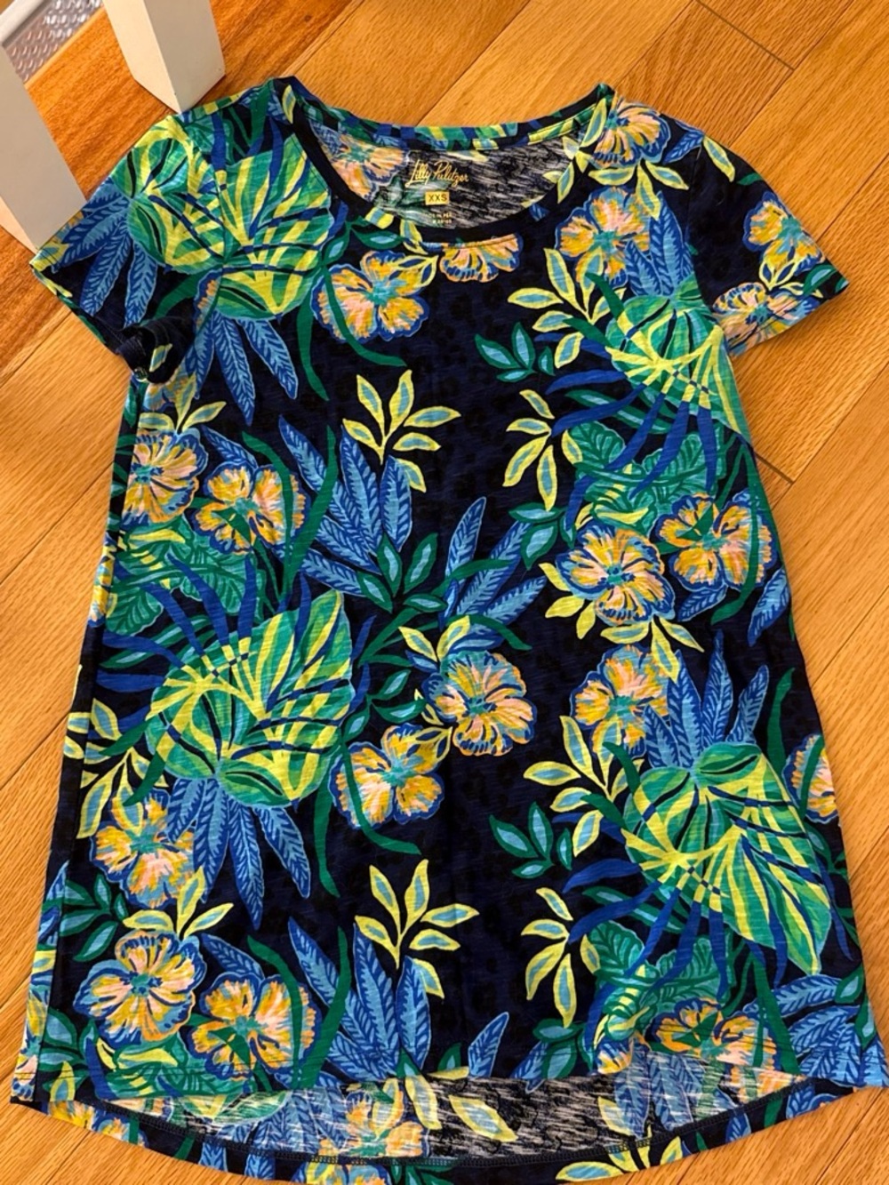 Lilly Pulitzer Navy Blue Tropical Floral Short Sleeve Tee